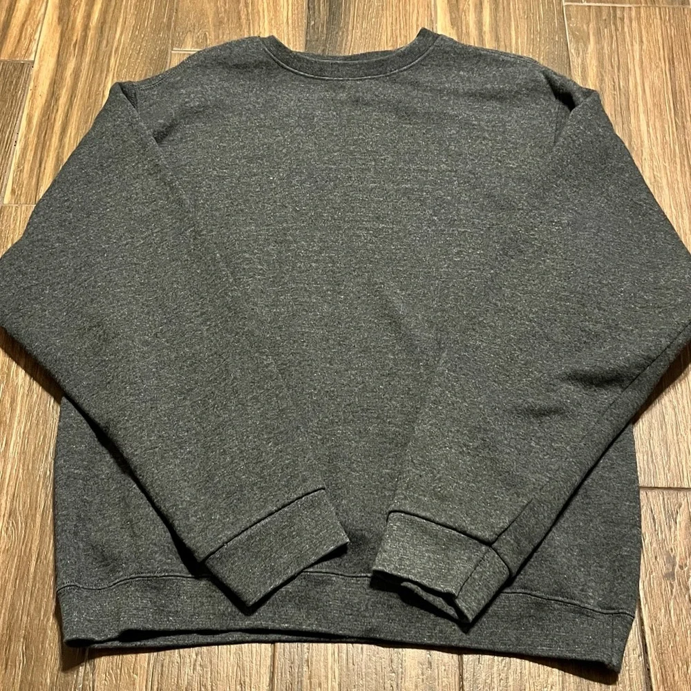Pluma Outdoors Gray Sweatshirt Adult Size Large Vintage‎